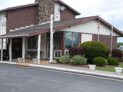 Budget Inn Batavia Extérieur photo