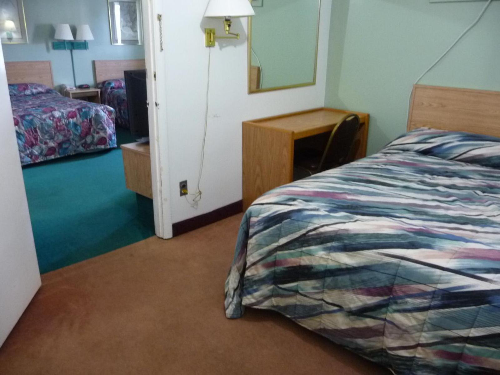 Budget Inn Batavia Extérieur photo