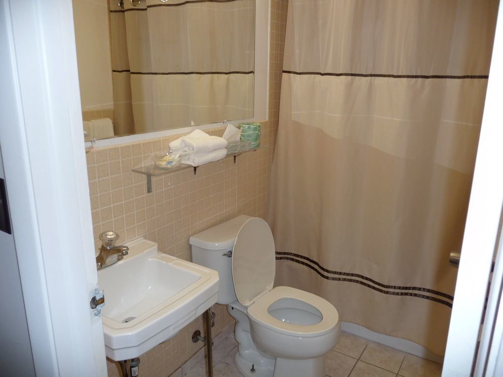 Budget Inn Batavia Extérieur photo